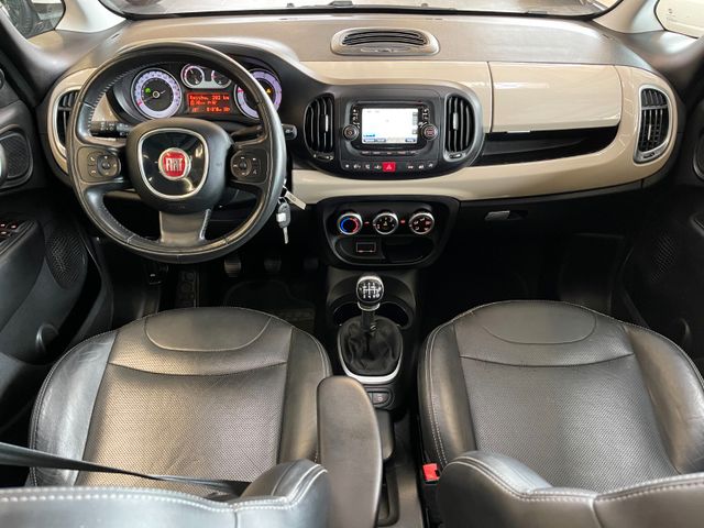 Fiat 500L Trekking *PANORAMAGLASDACH*NAVI*VOLLLEDER*