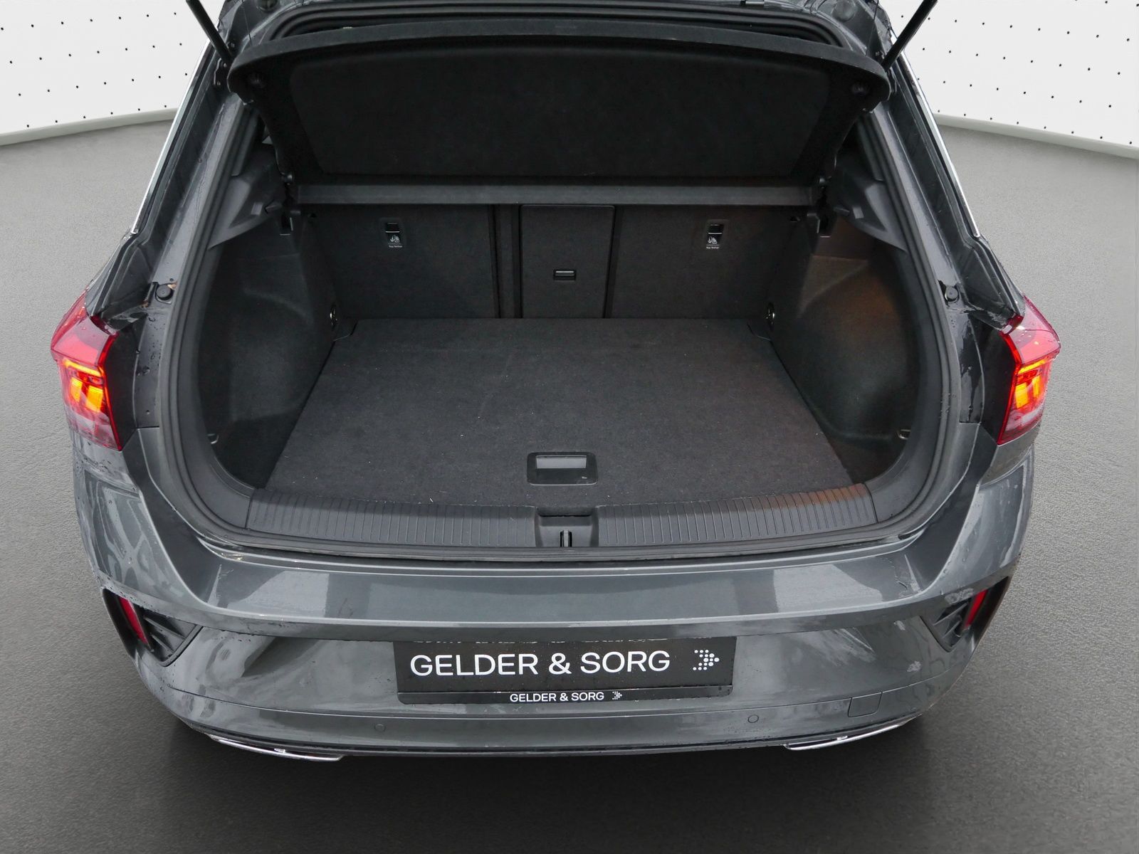 Volkswagen T-Roc - Bild 11