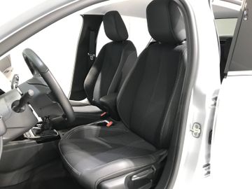 Opel Corsa F 1.2 Turbo LED KAM KLIMA PDC SHZ TEMP