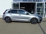 Hyundai i30 1.5 T-GDi 48V 6-MT Advantage - Hyundai i30 Neuwagen in Dresden