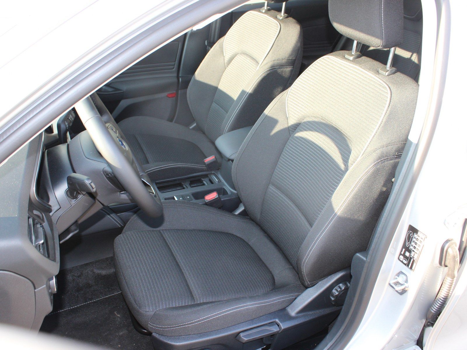 Fahrzeugabbildung Ford Focus Titanium X 1,0 EcoBoost