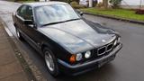 BMW 520i E34 Cosmosschwarz Oldtimer