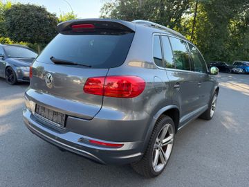 Volkswagen Tiguan - 9