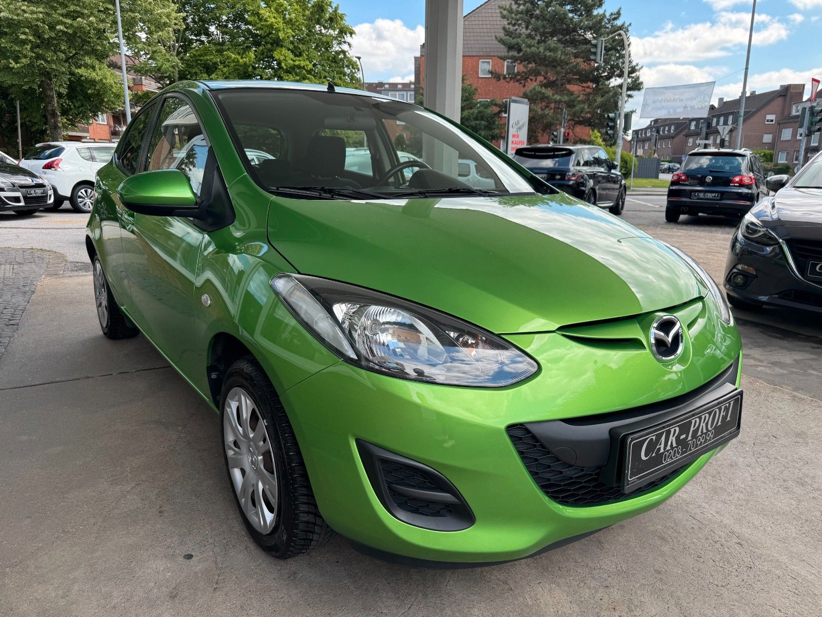Fahrzeugabbildung Mazda 2 Lim. 1.5 Center-Line Autom. Klima/TÜV NEU