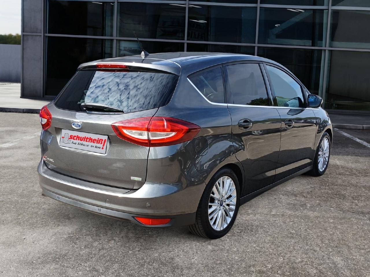 Fahrzeugabbildung Ford C-MAX Titanium