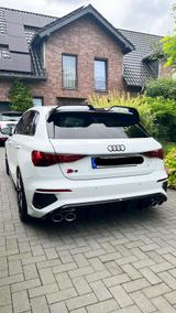 Audi S3 8Y Sportback / 1. Hand / B&O / Matrix / Pano  - gebrauchte Audi S3 aus dem Jahr 2021