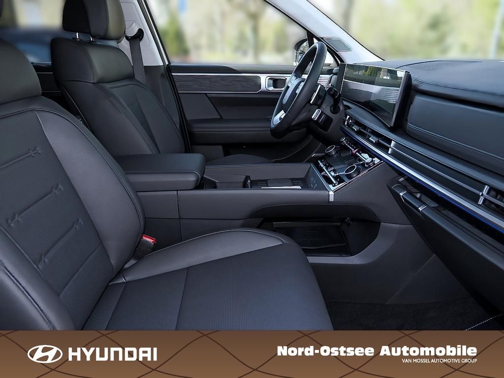 Fahrzeugabbildung Hyundai SANTA FE HEV 7-Sitzer Blackline 2xKlima 360 ACC