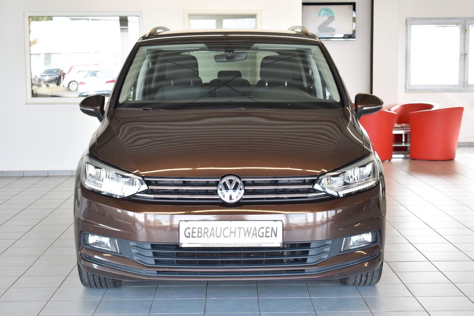 Volkswagen Touran AUT./7-SITZER/LED/AHK/ACC/CARPLAY/