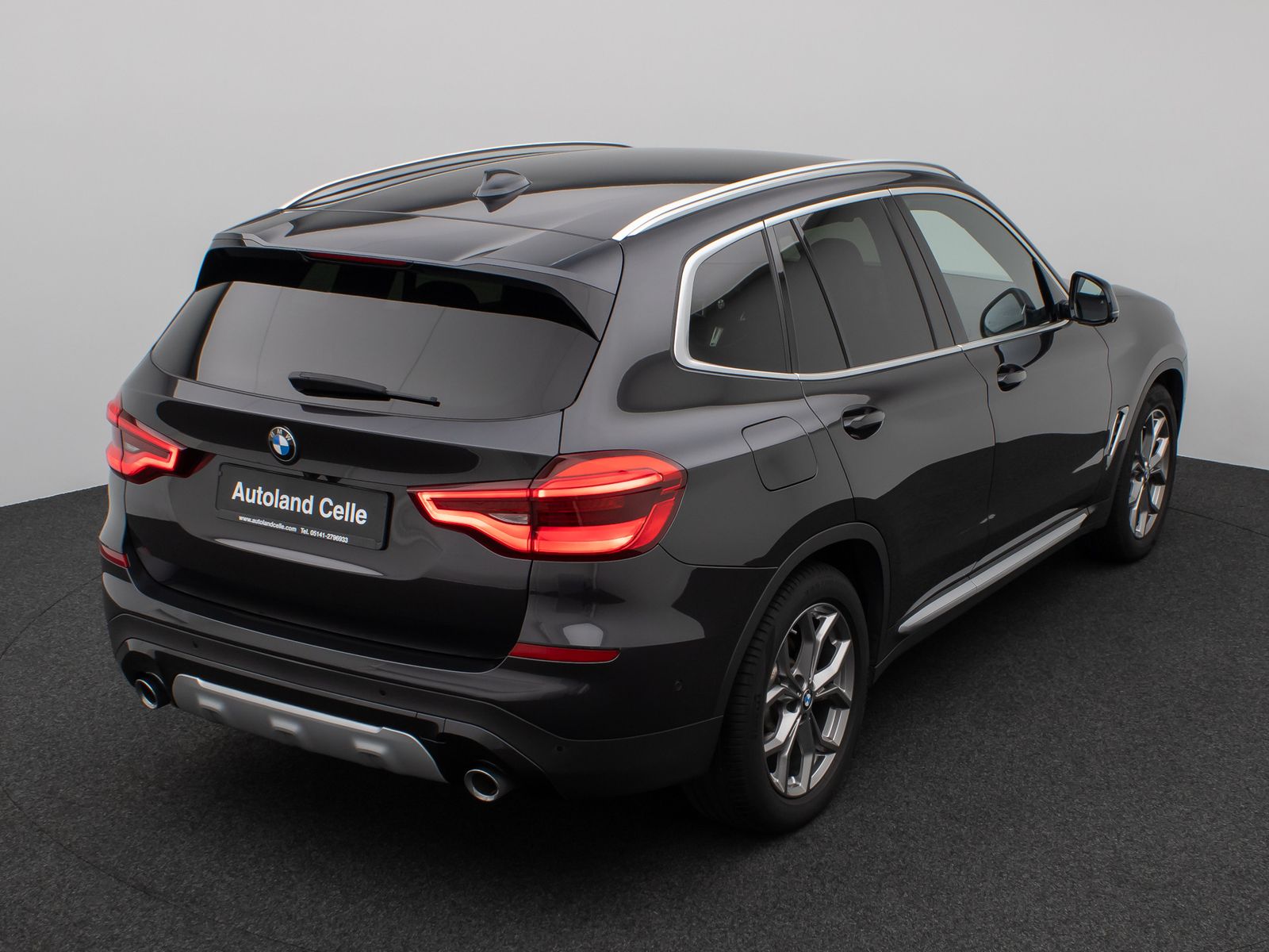 Fahrzeugabbildung BMW X3 xD20d xLine 360°HUD DAB HiFi Alarm Komfort