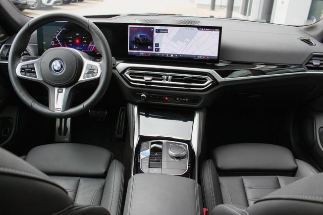 BMW i4 Gran Coupe 40 eDrive / M SPORT / LIVE COCKPIT