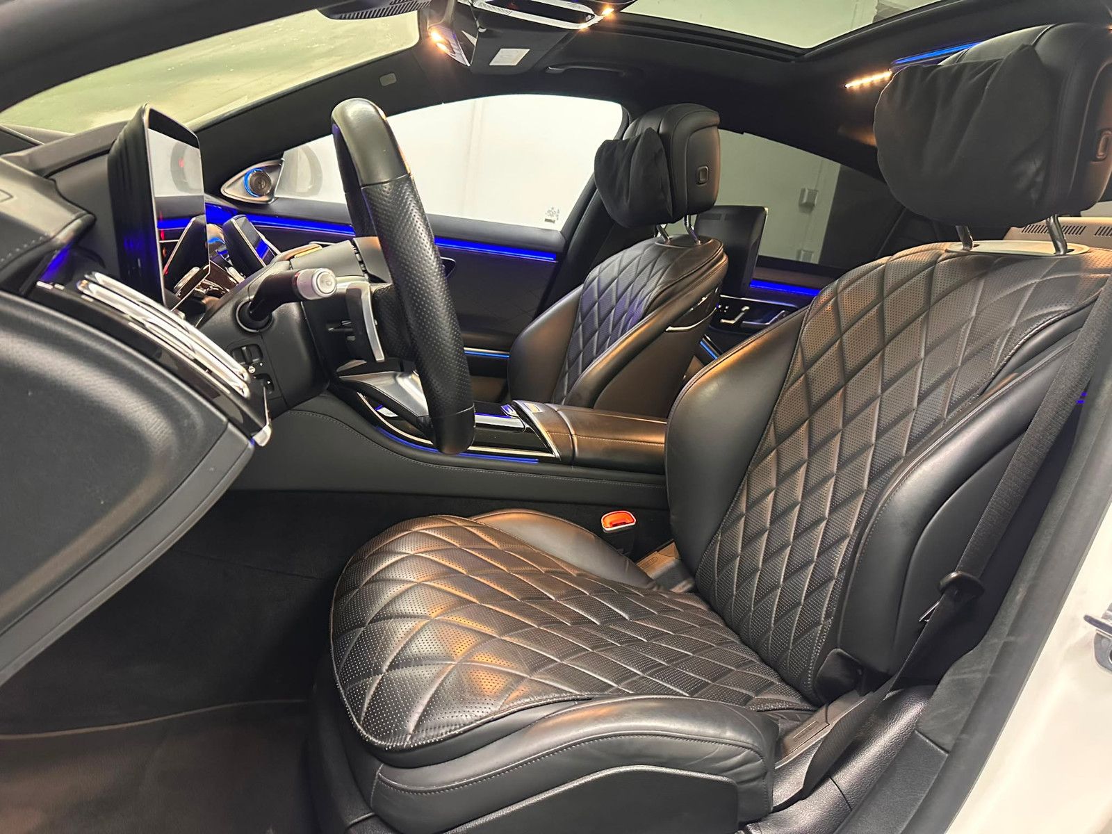 Fahrzeugabbildung Mercedes-Benz S 500 4MATIC L *AMG-LINE*PANORAMA*TV*STANDH*
