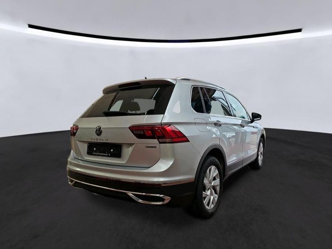 Volkswagen Tiguan 2.0 TSI 4x4 DS Elegance Matrix Rfk Navi foto 4