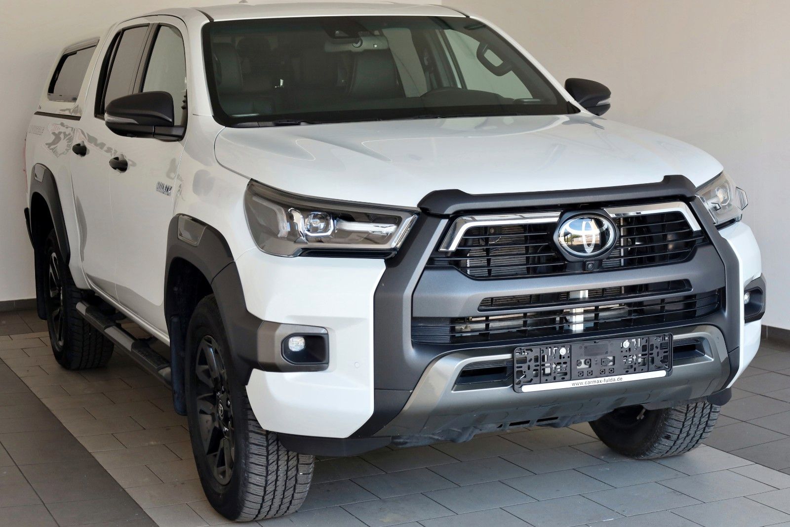 Fahrzeugabbildung Toyota Hilux 2.8 D-4D Invincible, CarPlay, HardTop, AHK