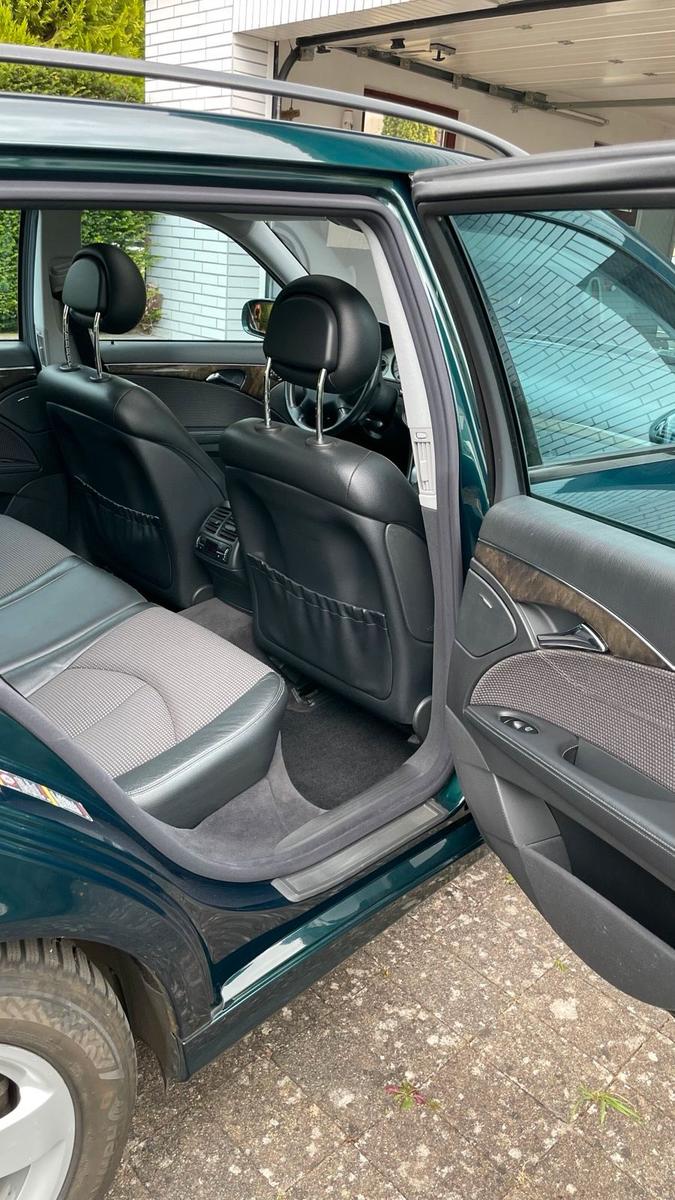 Mercedes-Benz E280 2004 — photo 14