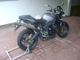 Triumph Street Tripler - TRIUMPH 2009 STREET TRIPLE