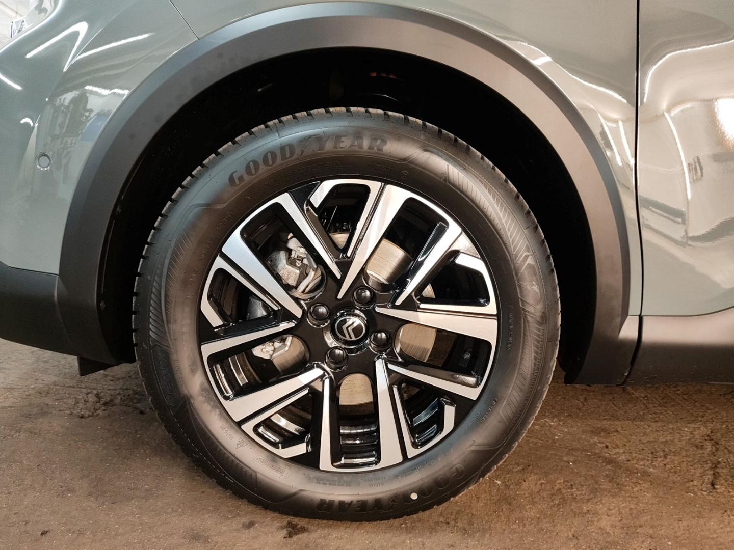 Citroën C4 MAX Hybrid AT Techno-Paket Dach schwarz Winte