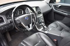 Fahrzeugabbildung Volvo XC60 D5 AWD Autom. Summum*STDHZG*PANO*ACC*AHK