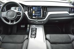 Fahrzeugabbildung Volvo XC60 T8 R-Design*AWD*RFK*Luft*LED*NAVI*MIETKAUF