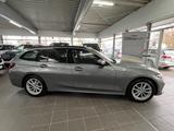 BMW 320 d xDrive Touring Driving Assistant+FACELIFT - BMW 320: 320d Facelift