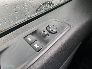 Bild 9 Opel VIVARO KASTEN EDITION M KLIMA PDC BT AHK