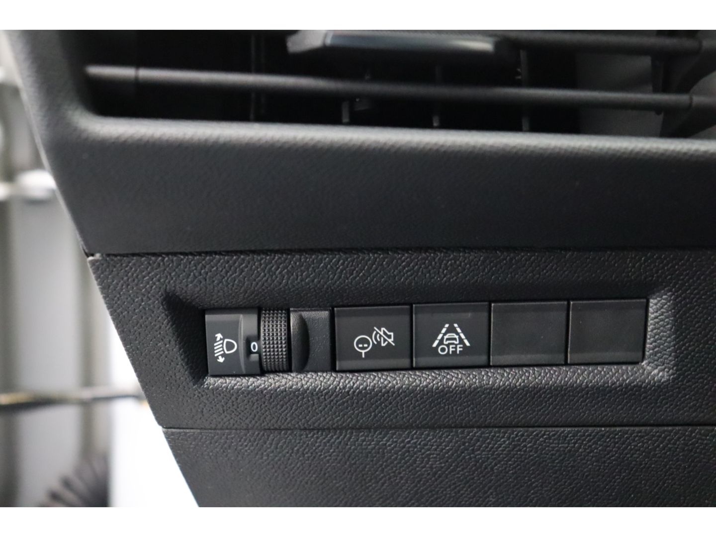 Fahrzeugabbildung Opel Frontera Electric GS 83 kW LED/ Allwetter/ Kamer