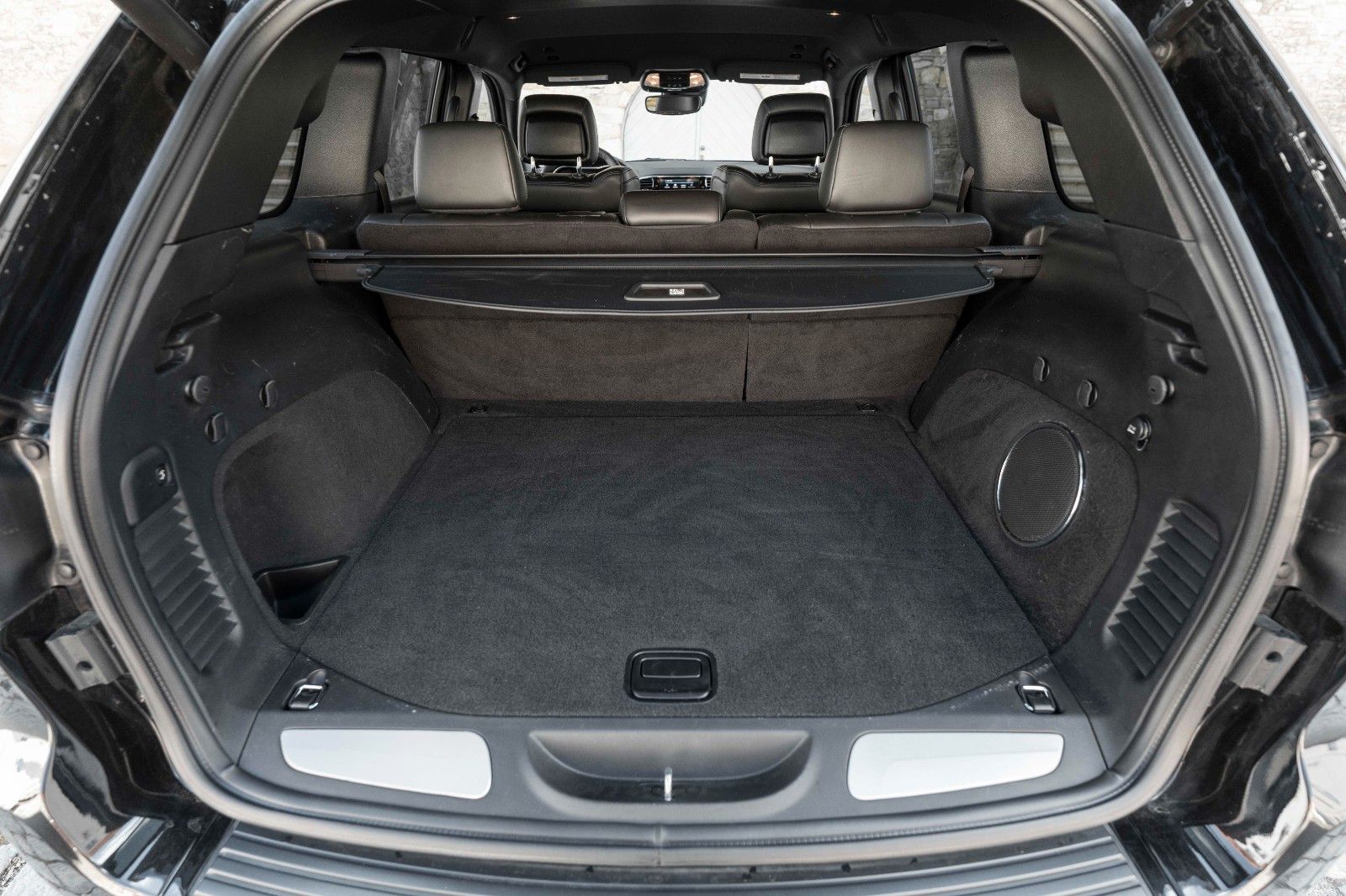 Fahrzeugabbildung Jeep Grand Cherokee 6.4l V8 HEMI SRT LPG ACC KAM