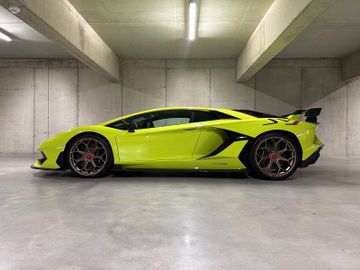 Lamborghini Aventador SVJ 770-4 (1 von 900 )