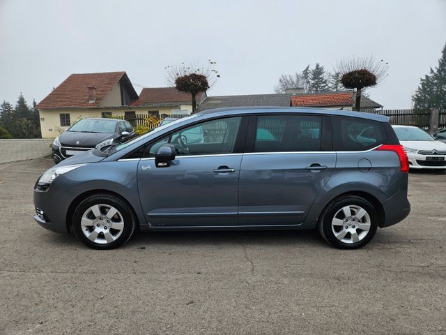 Peugeot 5008 Family,8-fach bereift, AHK