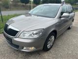 Skoda Octavia 1.8 TSI Family*PDC*SHZ*2-Zonen KLIMAAUT. - Skoda Octavia 1Z mit Benzin-Antrieb