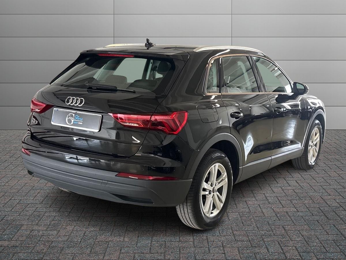 Audi AUDI Q3 35 2.0 tdi Business s-tronic imagem 2