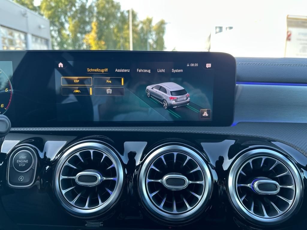 Fahrzeugabbildung Mercedes-Benz A 200 d AMG Night Navi LED SHZ Sound Ambi. Sport