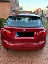 BMW 218 Active Tourer 218i TÜV neu, PDC, LED, Navi - BMW 218 Active Tourer: Rot