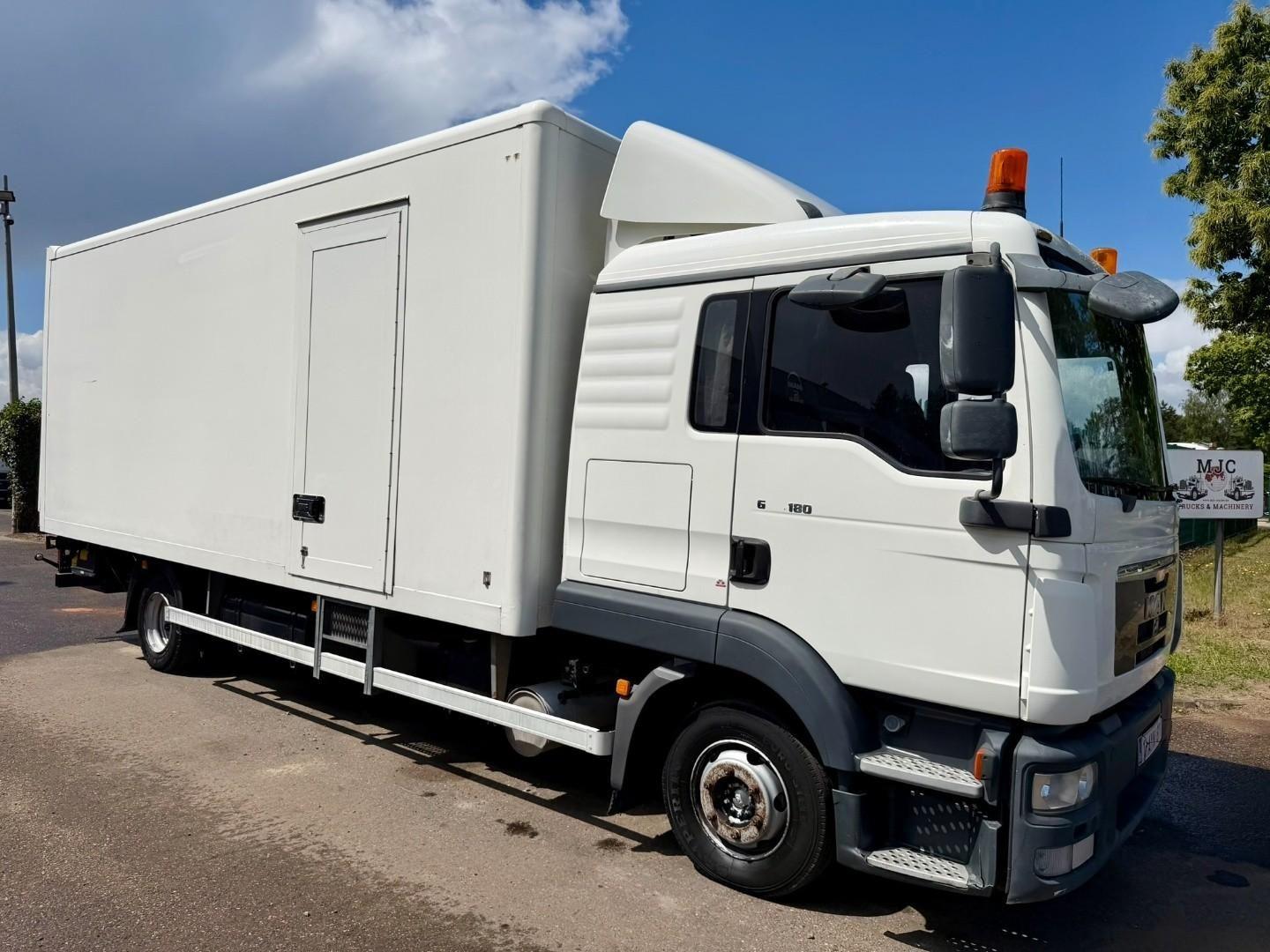 MAN TGL 8.180 CLOSED BOX / KOFFER (6m10 x 2m48 x 2m3