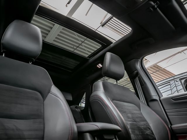 Ford Kuga 2.5 Plug-In Hybrid ST-Line X Stauassistent