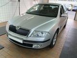 Skoda Octavia Elegance Autm.,Leder,Xenon nur 48.500km - Skoda Gebrauchtwagen von 2005
