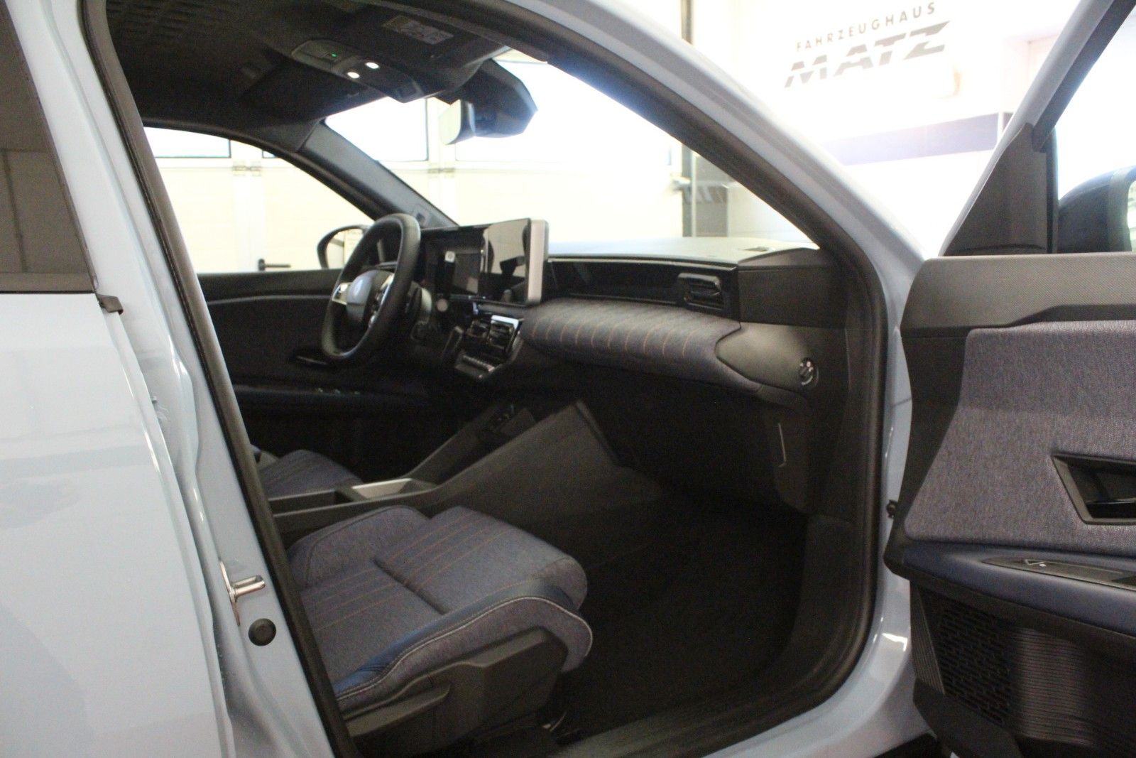 Fahrzeugabbildung Renault R 4 150 Comfort Range Techno*Winterpaket*