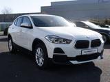 BMW X2 xDrive 18d Advantage LED W-LAN NAVI SHZ PDC - weiße BMW X-Reihe