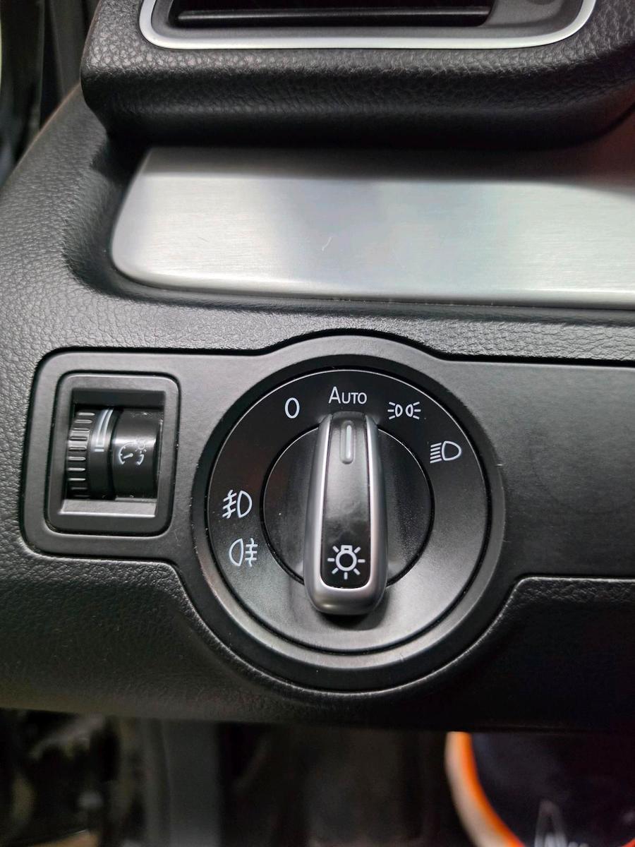 Volkswagen Passat 2014 — photo 11