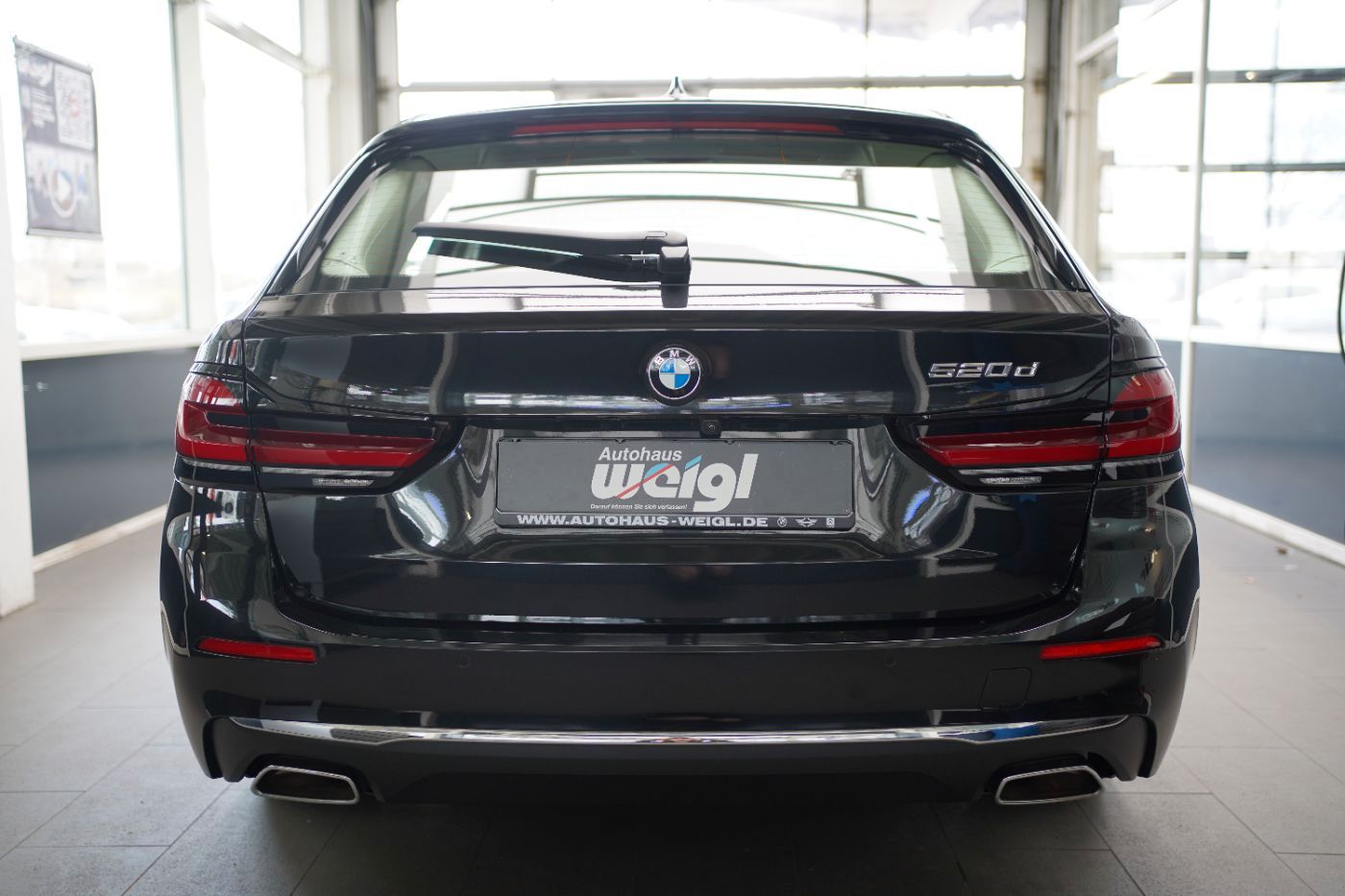 Fahrzeugabbildung BMW 520d Luxury Line Laserlicht+Komfortzugang+Head-U