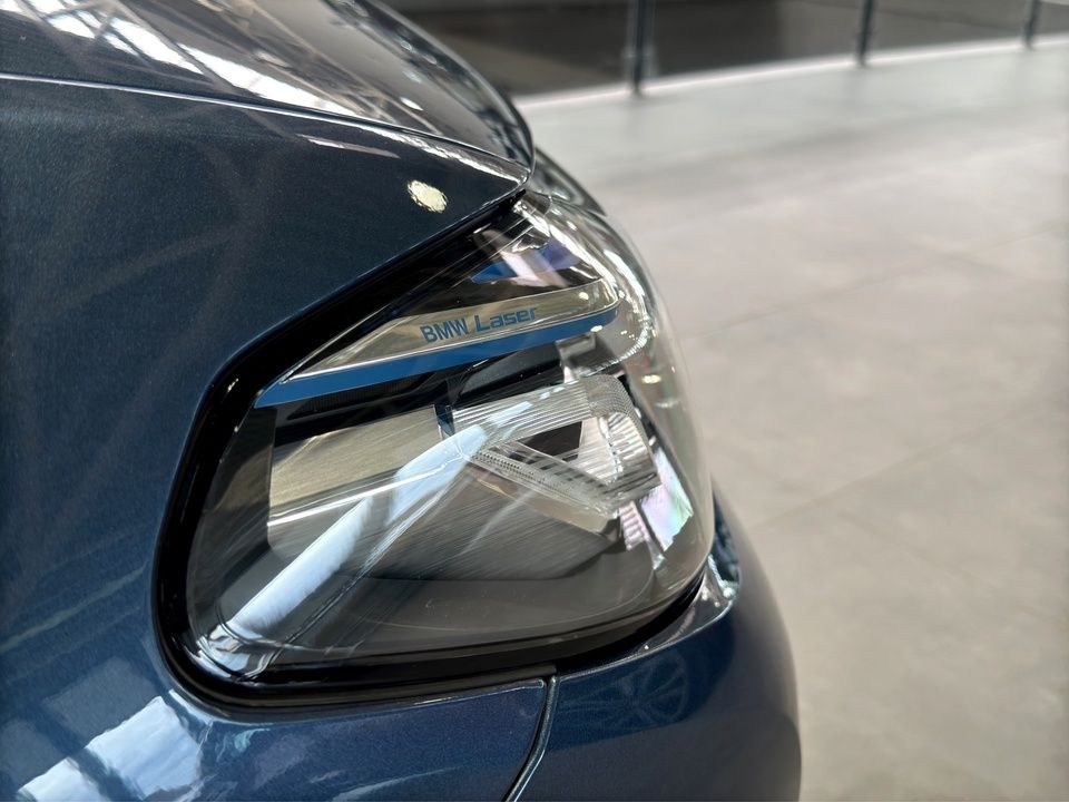 BMW 530i xDrive Touring Pano HUD AHK H&K DrAssProf foto 22