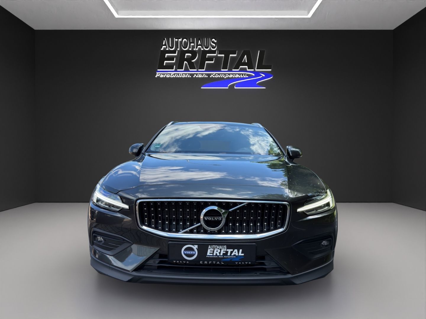 Volvo V60 B5 AWD Cross Country Pro StandHZG Navi Digit foto 2