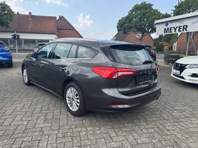 Ford Focus Turnier 1.5 EcoBoost Aut. TITANIUM