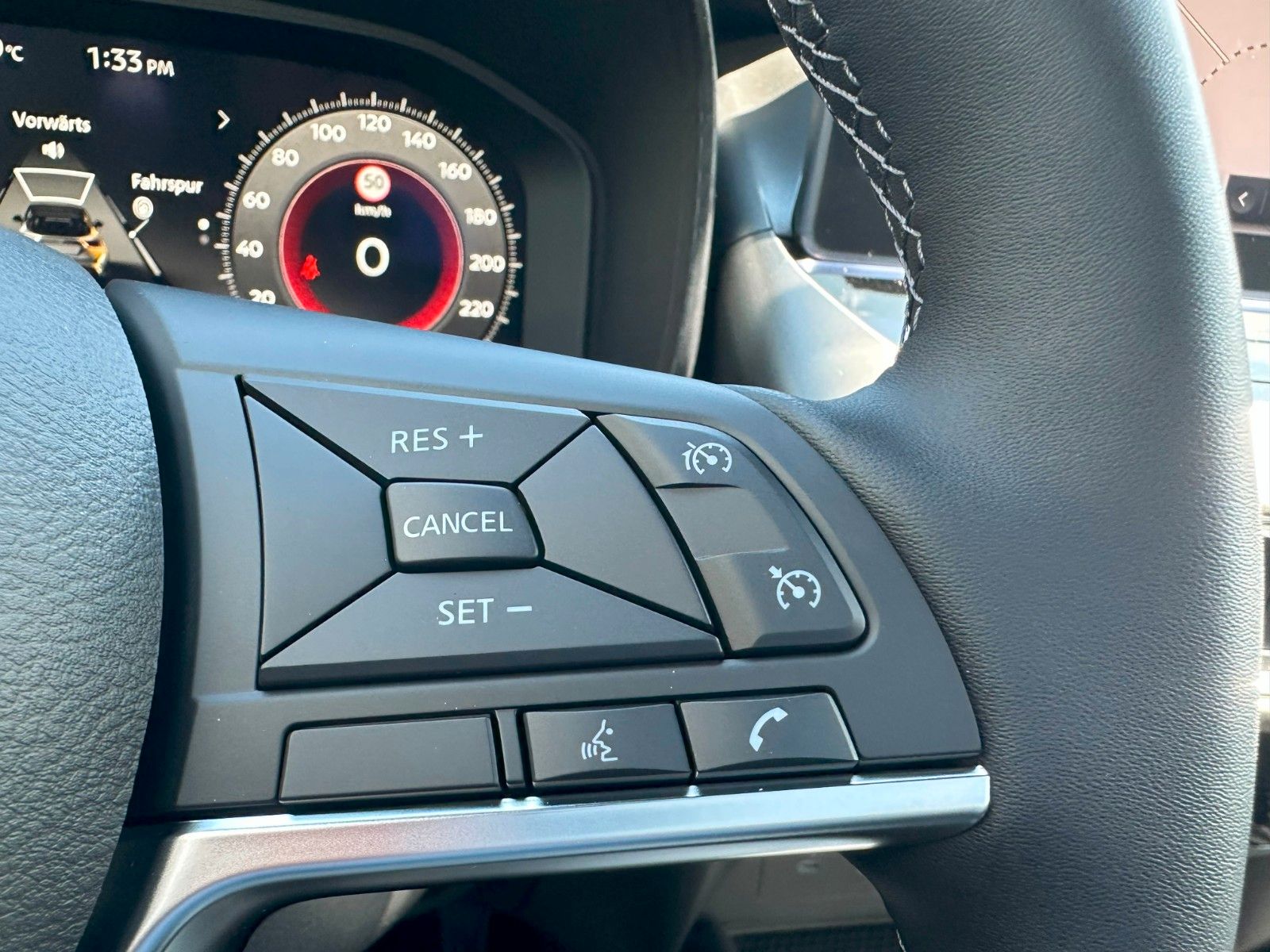 Fahrzeugabbildung Nissan Juke 1.6 Hybrid N-CONNECTA