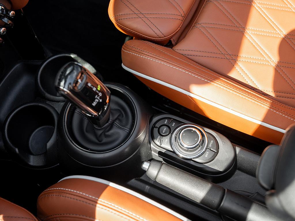 MINI Cabrio Cooper Classic Trim LED FACEL. ACC NAVI