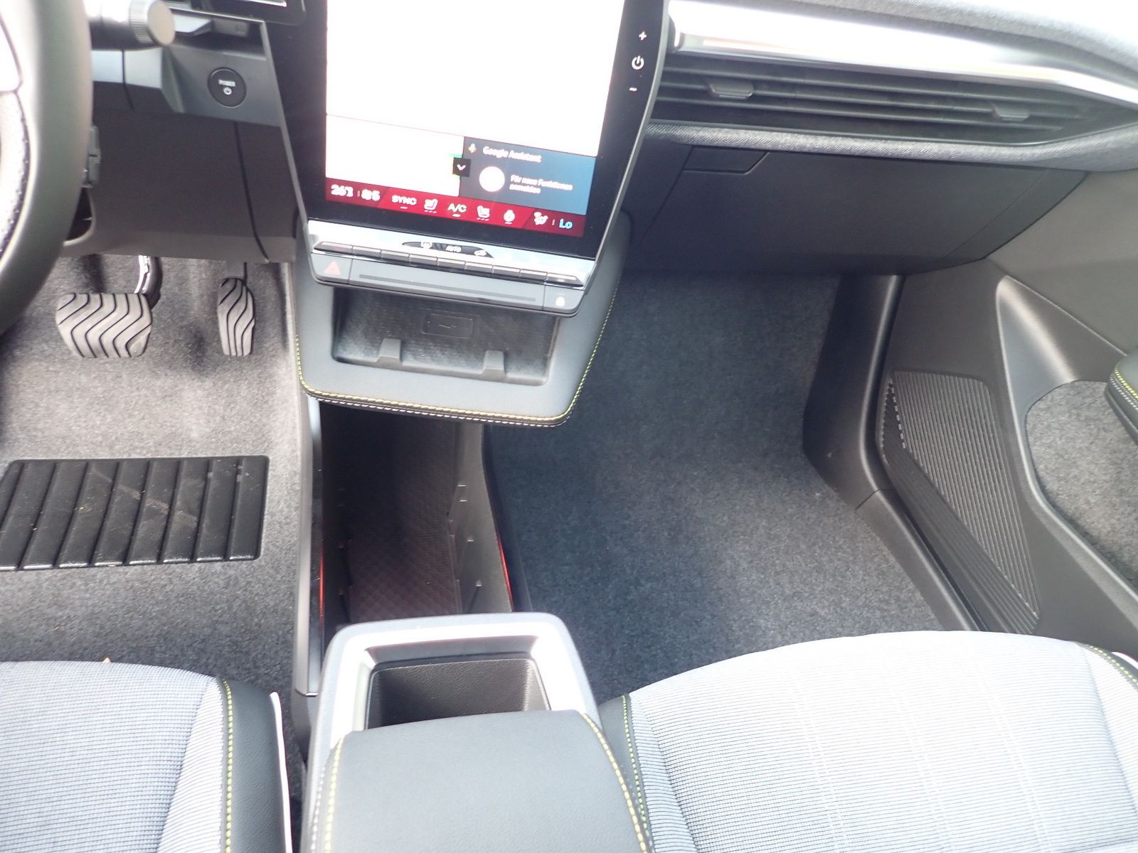 Fahrzeugabbildung Renault Scenic E-TECH 100% ele Techno 220 Long Range