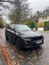 BMW X1 20i (F48) Sport Line - BMW 1er Reihe mit Benzin-Antrieb: Geländewagen
