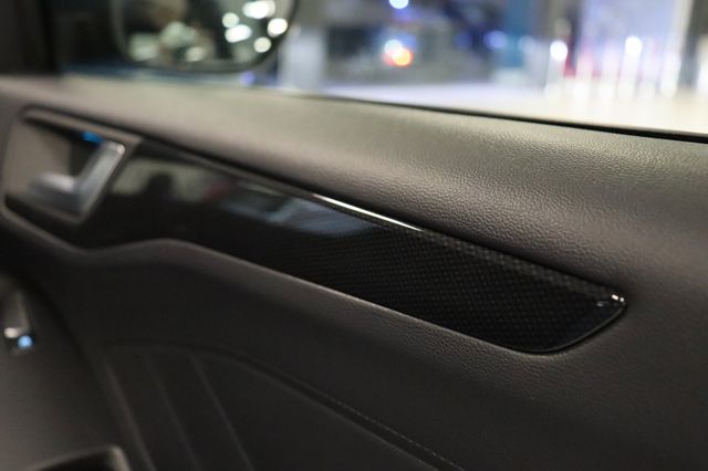 Fahrzeugabbildung Ford Focus Turnier ST 2.3 Eco Performance |1HAND|B&O|