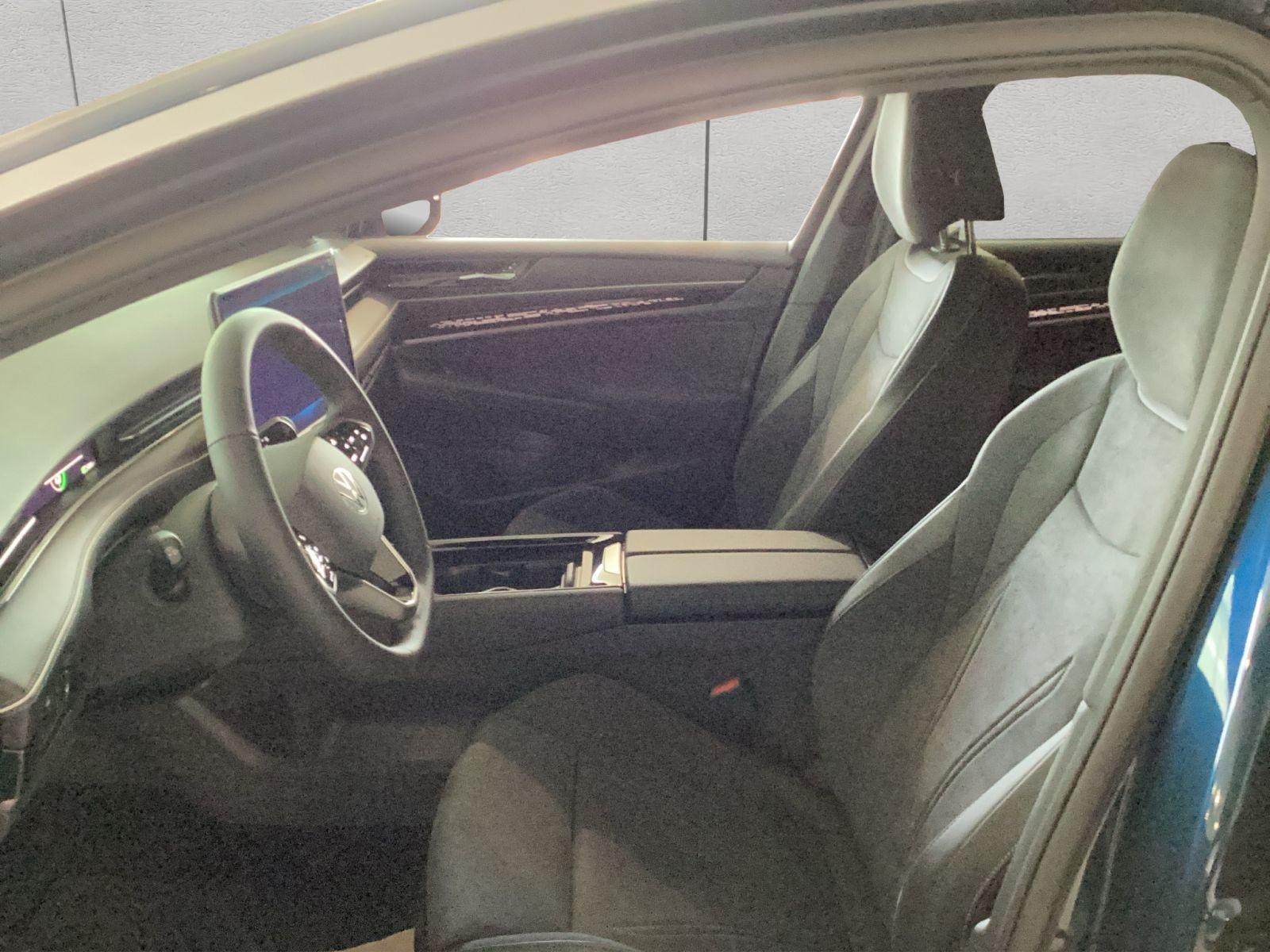 Volkswagen ID.7 Tourer Pro 77kW AHK