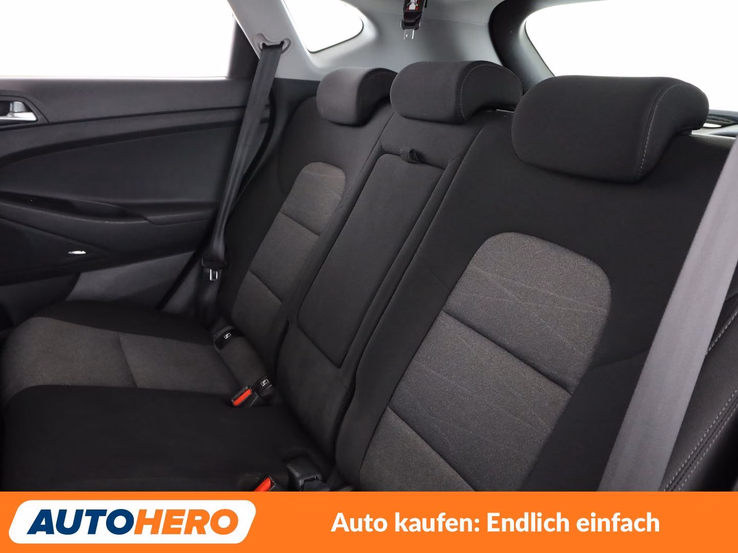 Hyundai Tucson 1.6 TGDI Trend 4WD Aut.*NAVI*TEMPO*PDC*