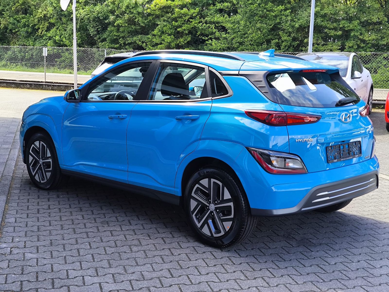 Fahrzeugabbildung Hyundai KONA Elektro LED+NAVI+KAM+TEMP+DAB+CARPL